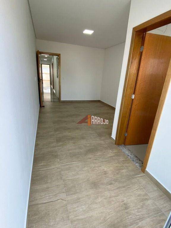 Sobrado à venda com 3 quartos, 200m² - Foto 26