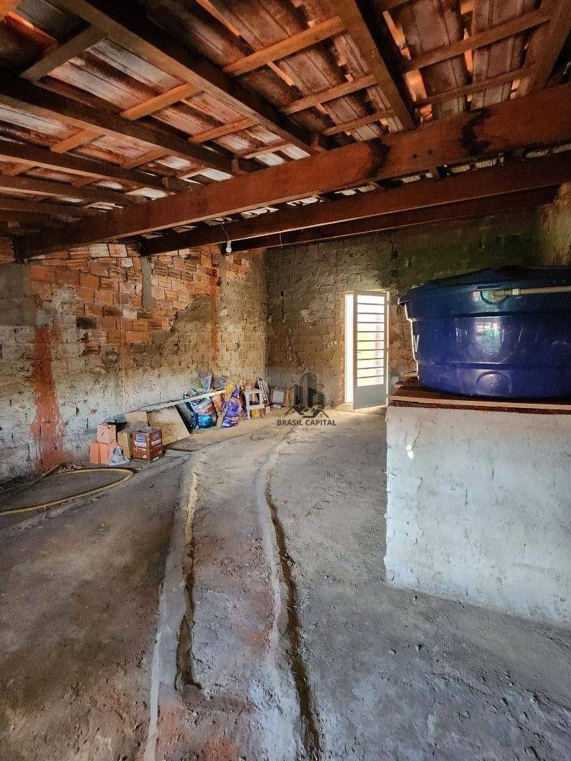 Casa à venda com 2 quartos, 150m² - Foto 13