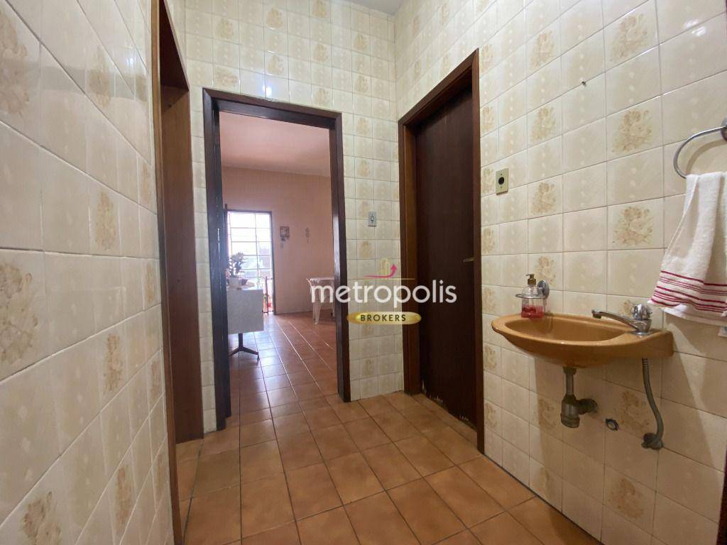 Casa à venda com 3 quartos, 320m² - Foto 11