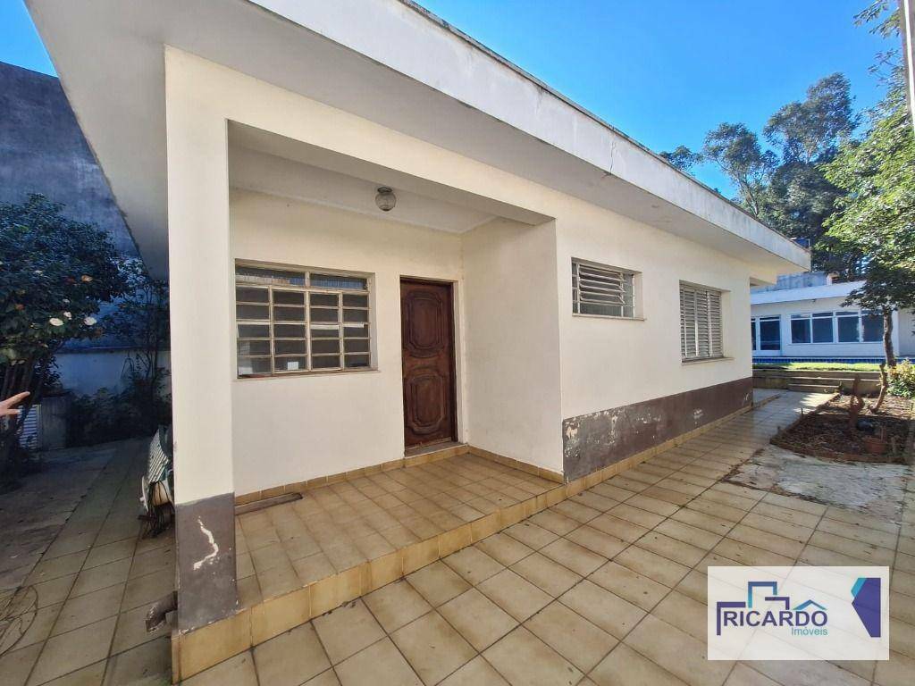 Casa à venda e aluguel com 4 quartos, 261m² - Foto 29