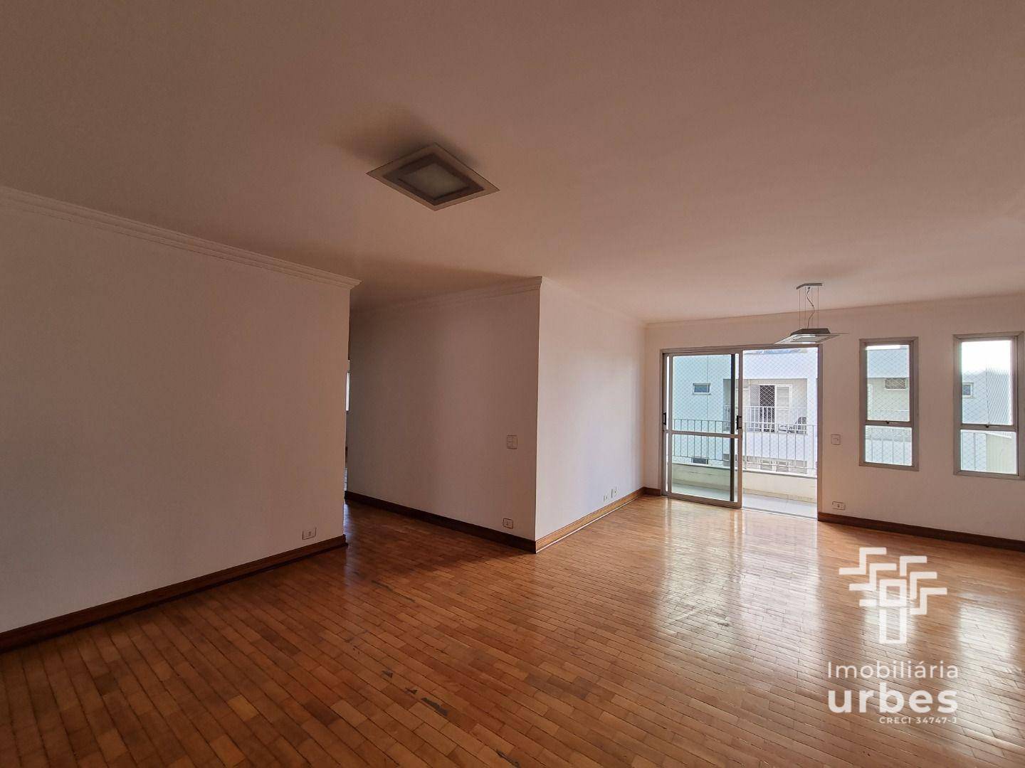 Apartamento à venda com 3 quartos, 154m² - Foto 1