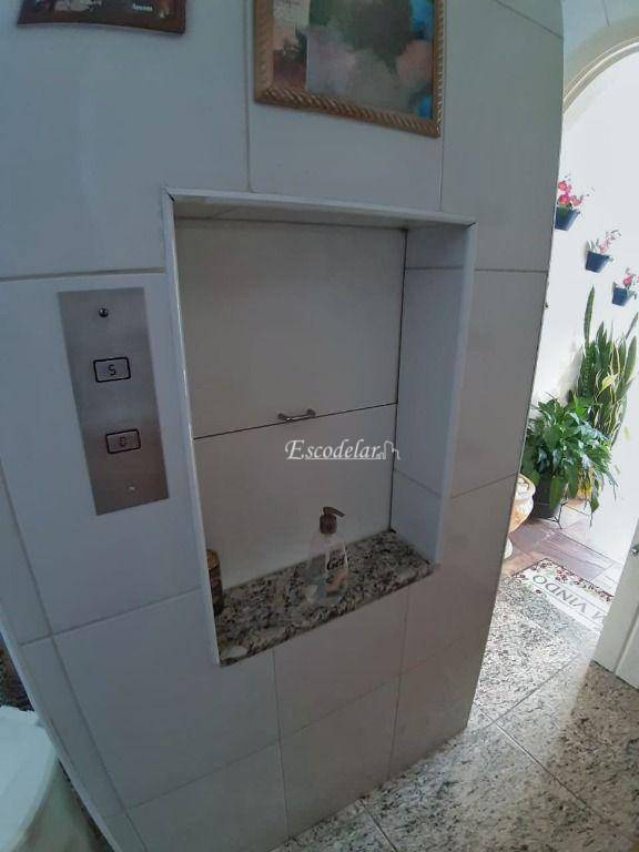 Sobrado à venda com 3 quartos, 200m² - Foto 30