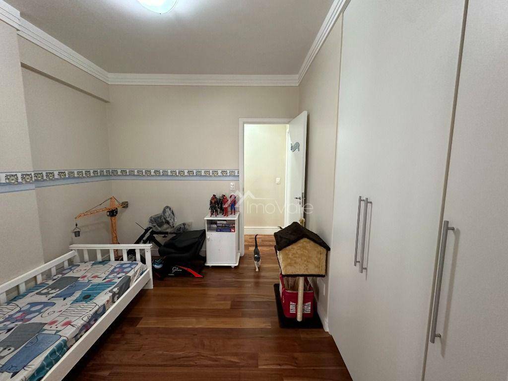 Apartamento à venda com 3 quartos, 133m² - Foto 13