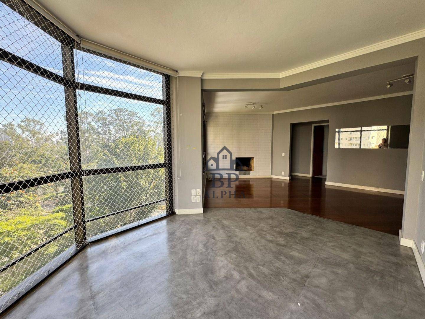 Apartamento para alugar com 3 quartos, 130m² - Foto 4