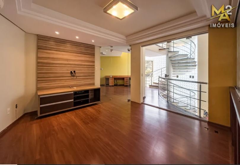 Casa à venda com 4 quartos, 1200m² - Foto 13