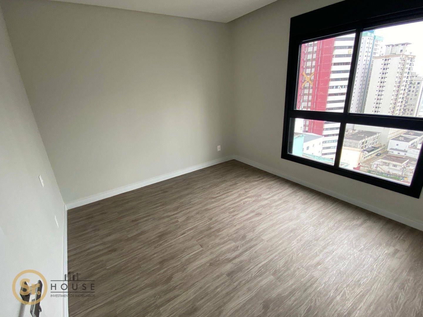 Apartamento à venda com 3 quartos, 120m² - Foto 13