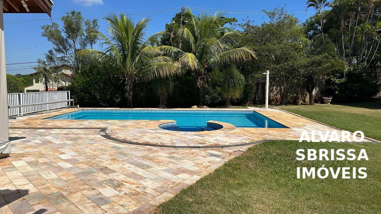 Chácara à venda com 3 quartos, 258m² - Foto 1