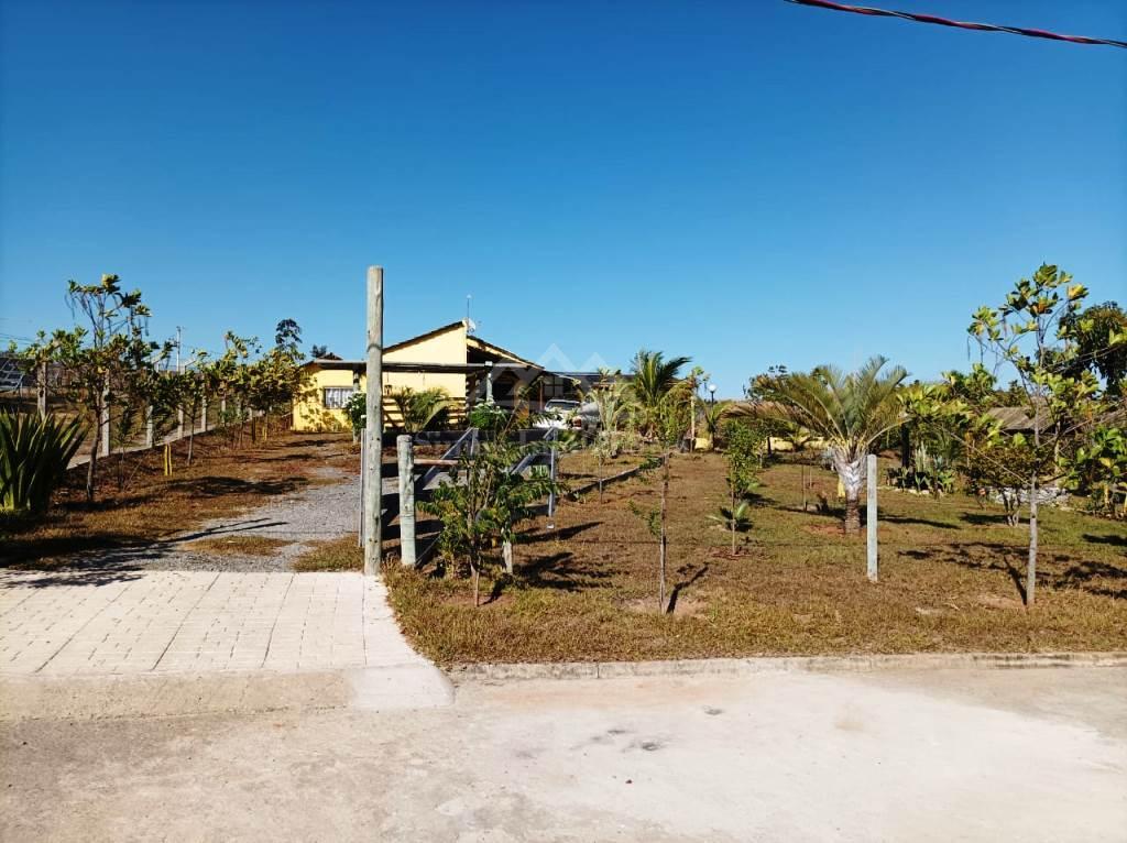 Fazenda à venda com 6 quartos, 2400m² - Foto 2