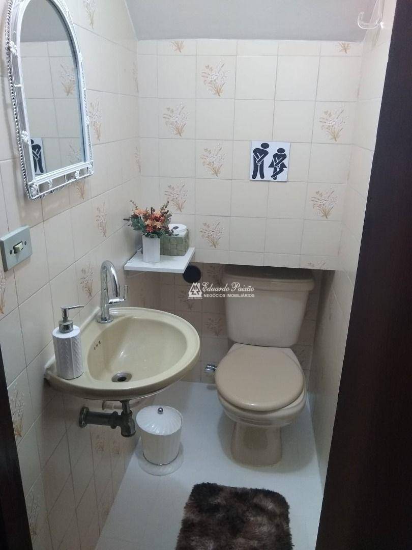 Sobrado à venda com 3 quartos, 210m² - Foto 47