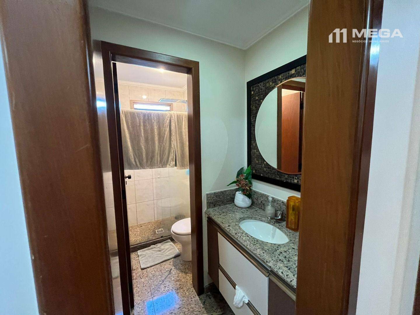 Apartamento à venda com 4 quartos, 180m² - Foto 12