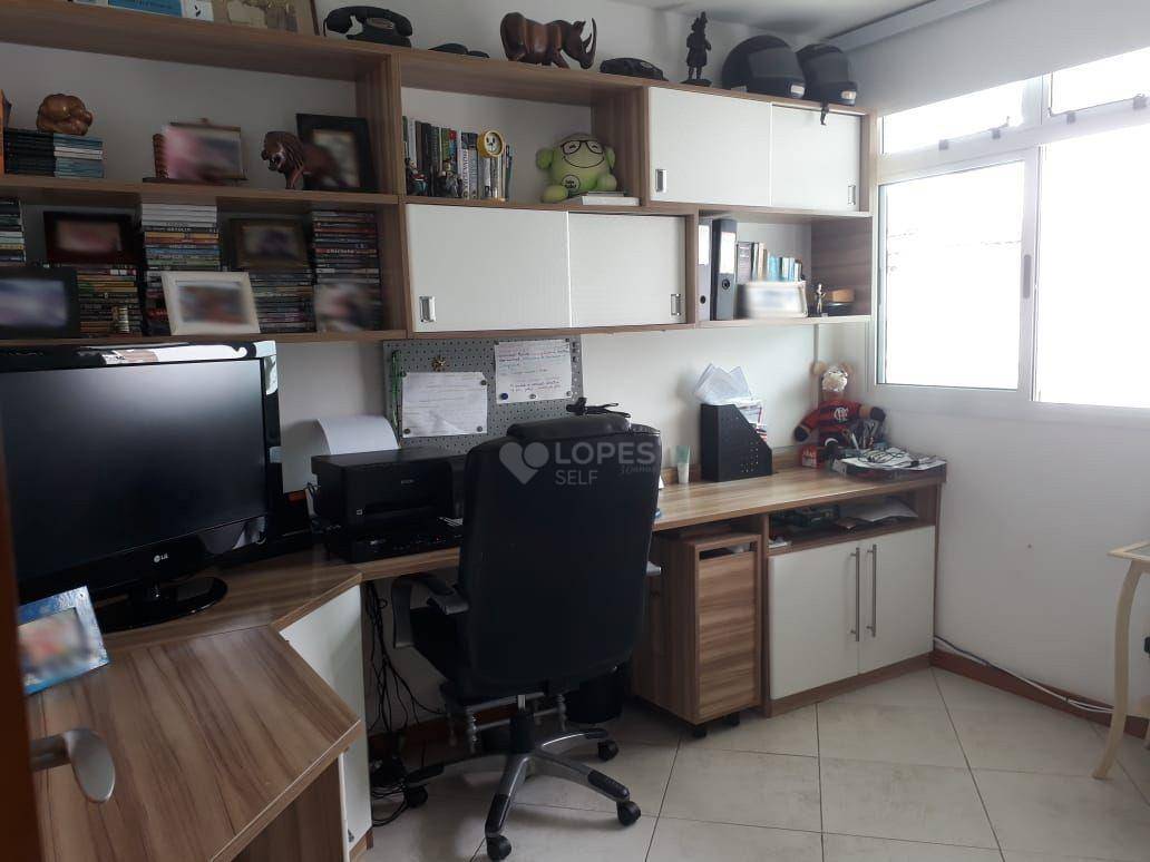 Apartamento à venda com 4 quartos, 150m² - Foto 9