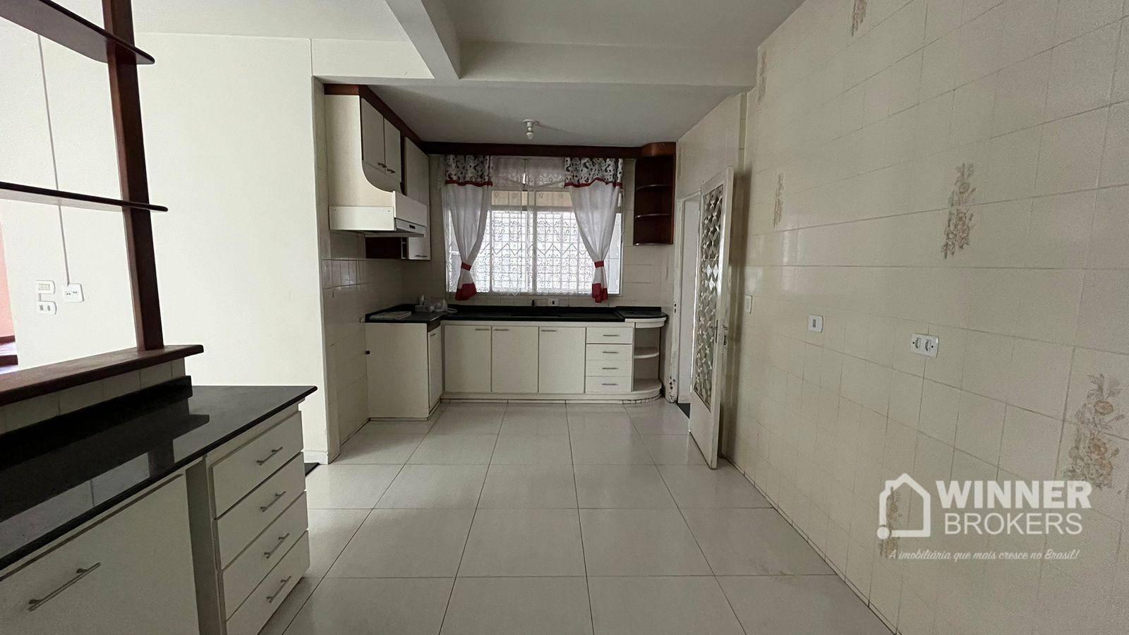 Sobrado à venda com 3 quartos, 244m² - Foto 18