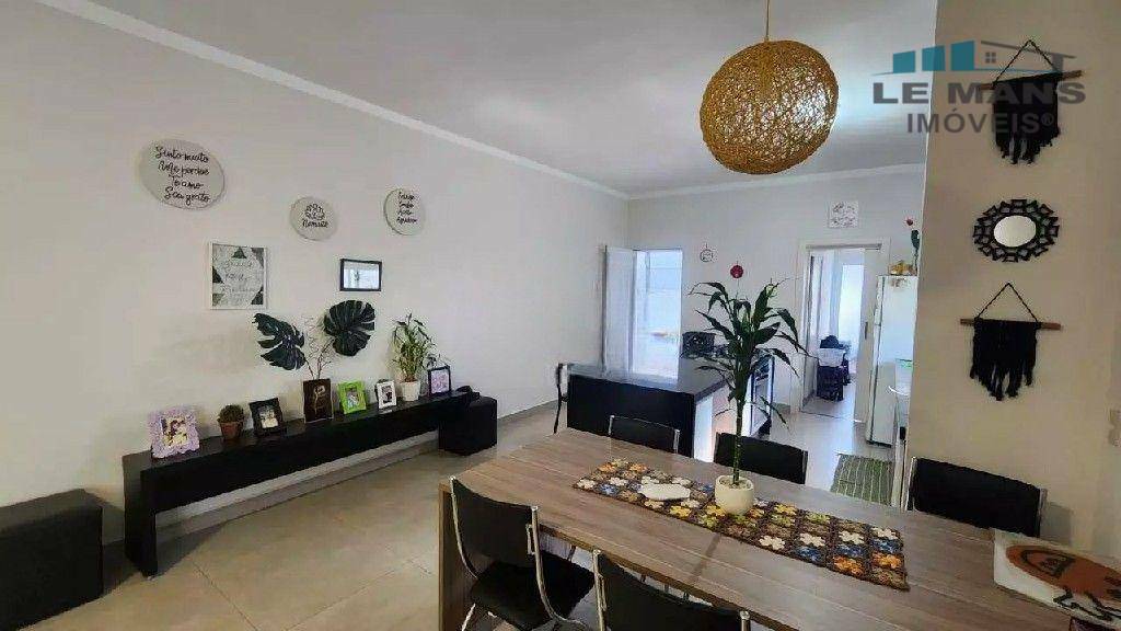 Casa de Condomínio à venda com 3 quartos, 220m² - Foto 9