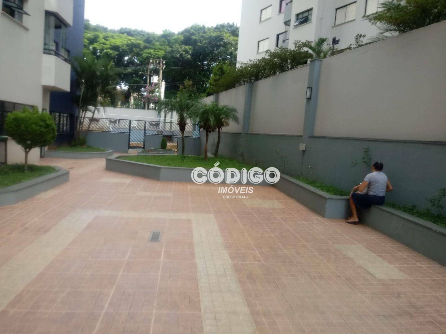 Apartamento para alugar com 3 quartos, 86m² - Foto 3