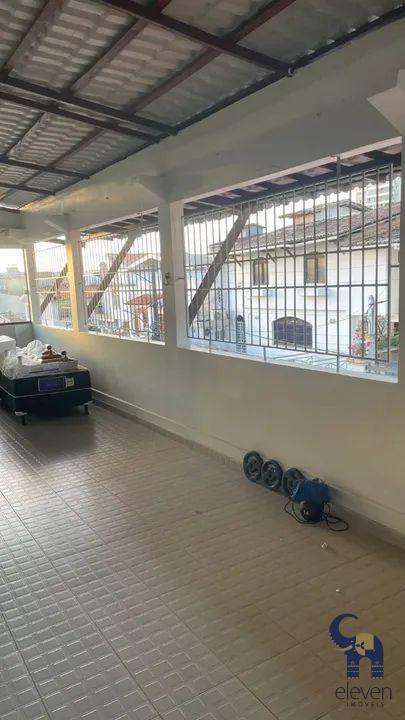 Casa à venda com 3 quartos, 220m² - Foto 7