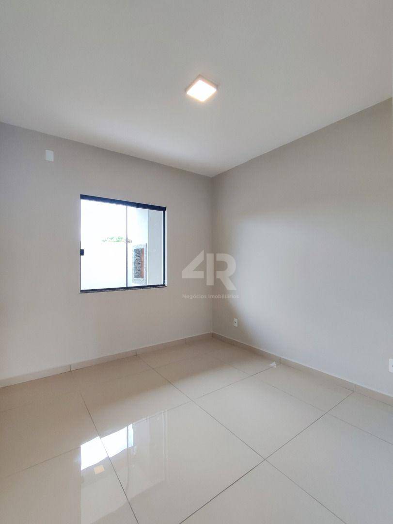 Casa à venda com 2 quartos, 60m² - Foto 18