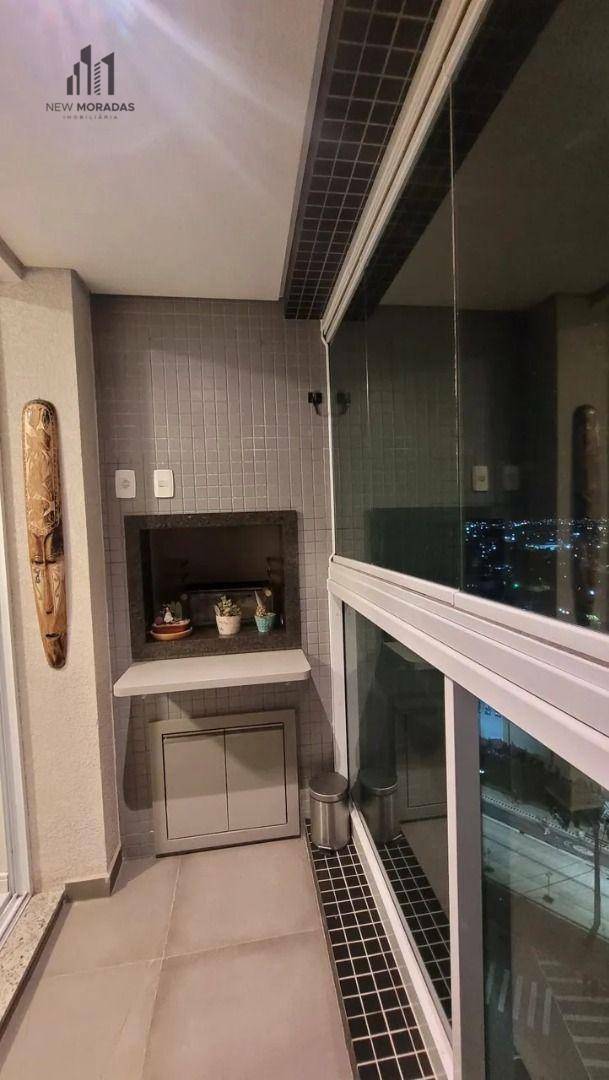 Apartamento à venda com 2 quartos, 68m² - Foto 10