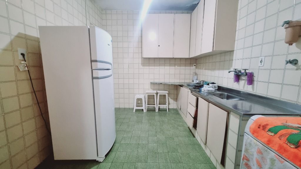 Apartamento à venda com 2 quartos, 100m² - Foto 18