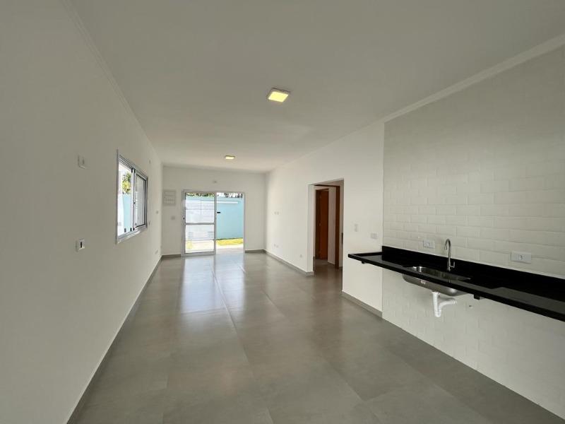 Casa à venda com 3 quartos, 306m² - Foto 4