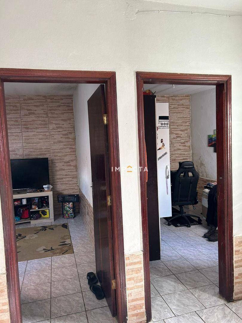 Casa à venda com 3 quartos, 120m² - Foto 4