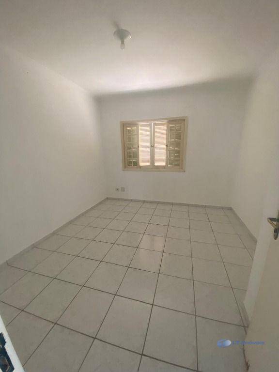 Casa para alugar com 3 quartos, 100m² - Foto 18