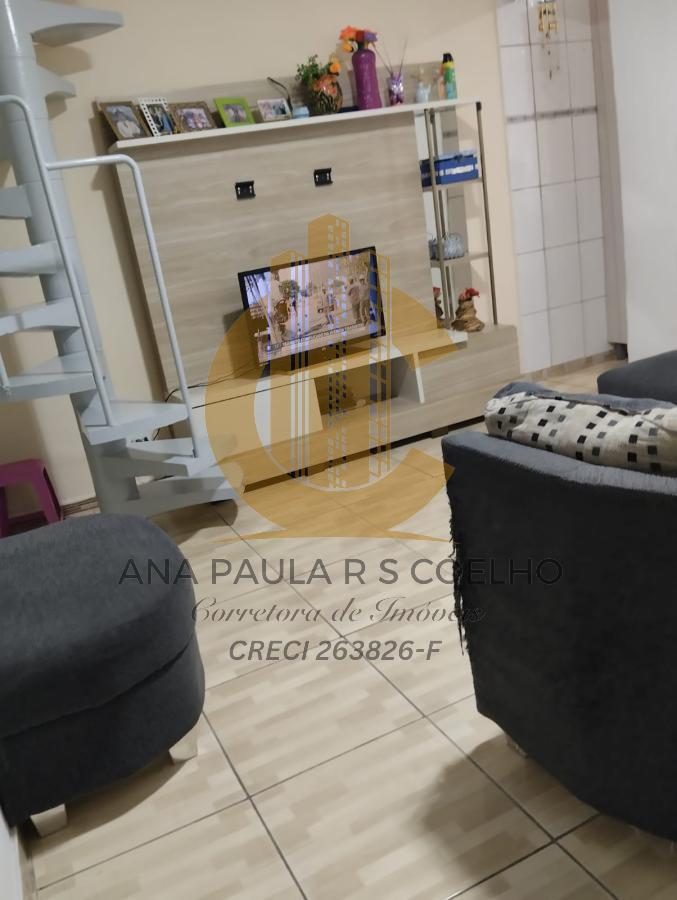 Sobrado à venda com 3 quartos, 70m² - Foto 1