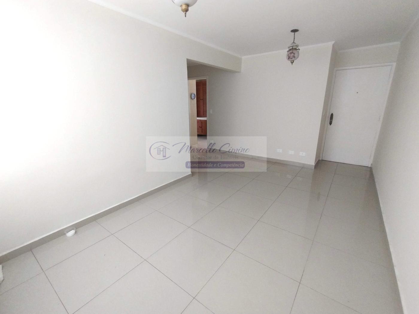 Apartamento para alugar com 2 quartos, 70m² - Foto 2