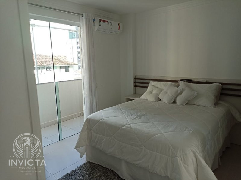 Apartamento à venda com 3 quartos, 110m² - Foto 8