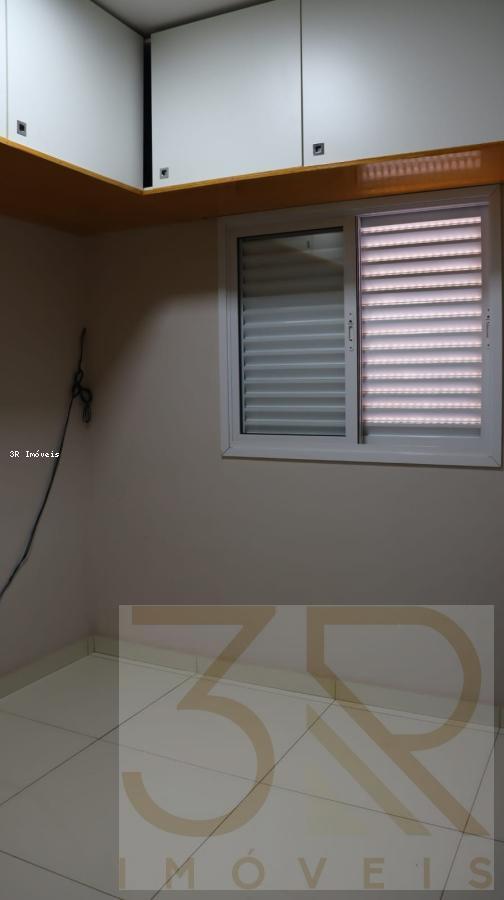 Apartamento à venda com 2 quartos, 57m² - Foto 10