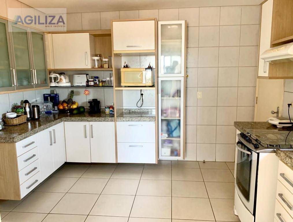 Apartamento à venda com 3 quartos, 120m² - Foto 32