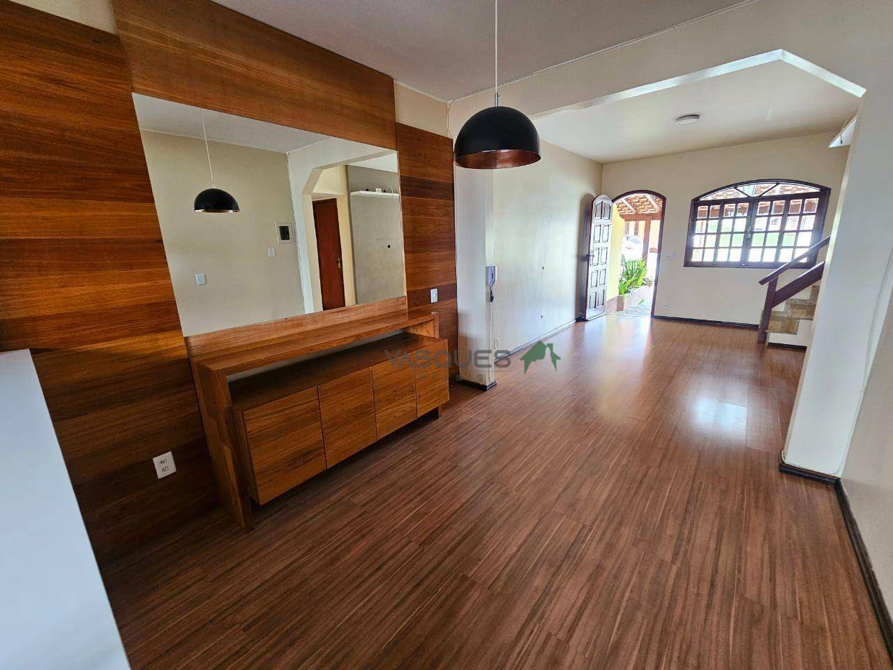 Casa de Condomínio à venda com 3 quartos, 103m² - Foto 1