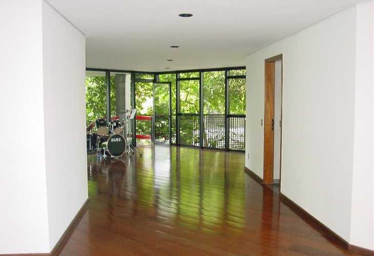 Apartamento à venda com 3 quartos, 202m² - Foto 5