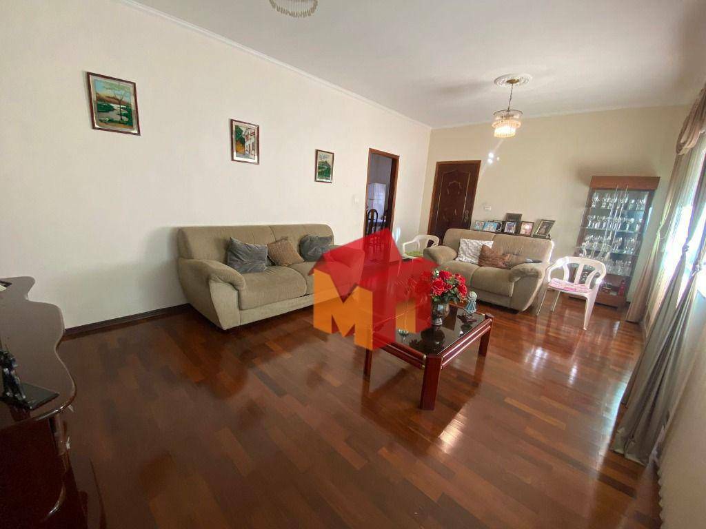 Casa à venda com 3 quartos, 160m² - Foto 3