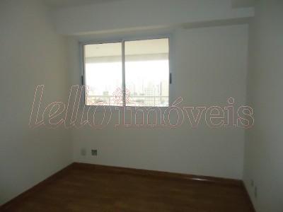 Apartamento para alugar com 4 quartos, 152m² - Foto 3