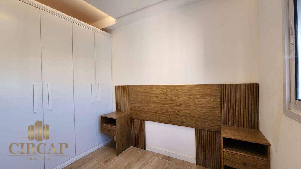 Apartamento à venda com 2 quartos, 33m² - Foto 12