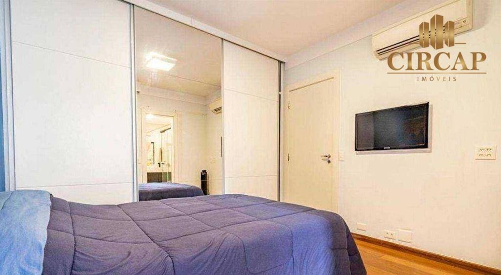 Apartamento à venda com 3 quartos, 246m² - Foto 7