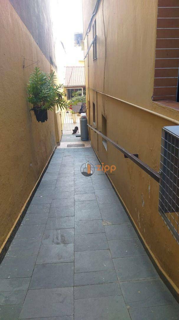 Sobrado à venda com 4 quartos, 300m² - Foto 18