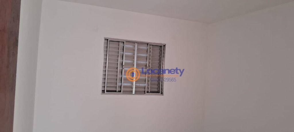 Apartamento para alugar com 2 quartos, 76m² - Foto 10