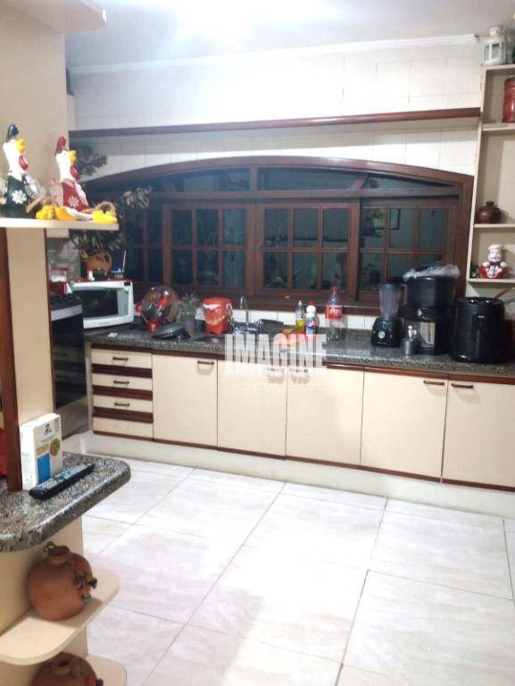 Sobrado à venda com 2 quartos, 130m² - Foto 5