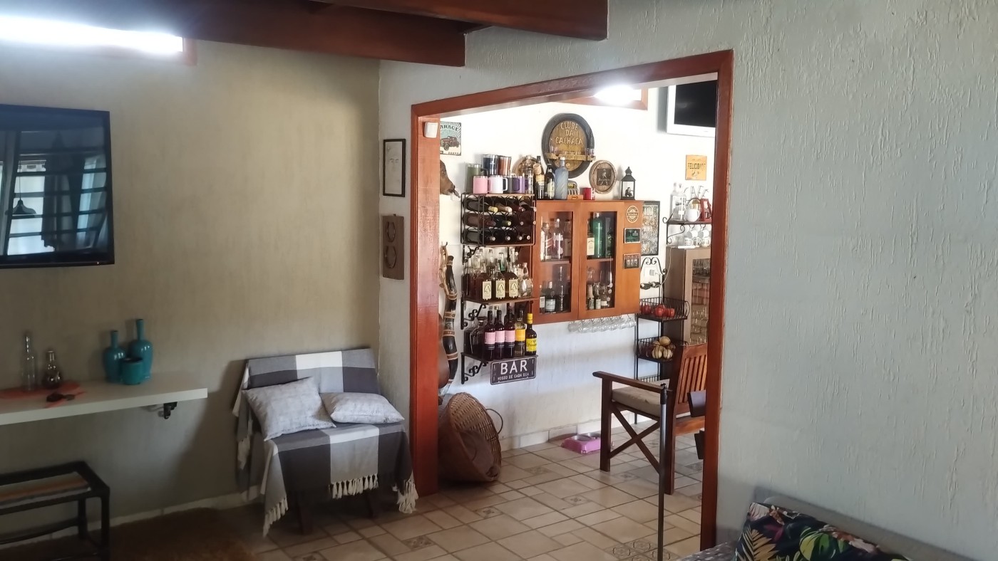 Chácara à venda com 3 quartos, 3200m² - Foto 8
