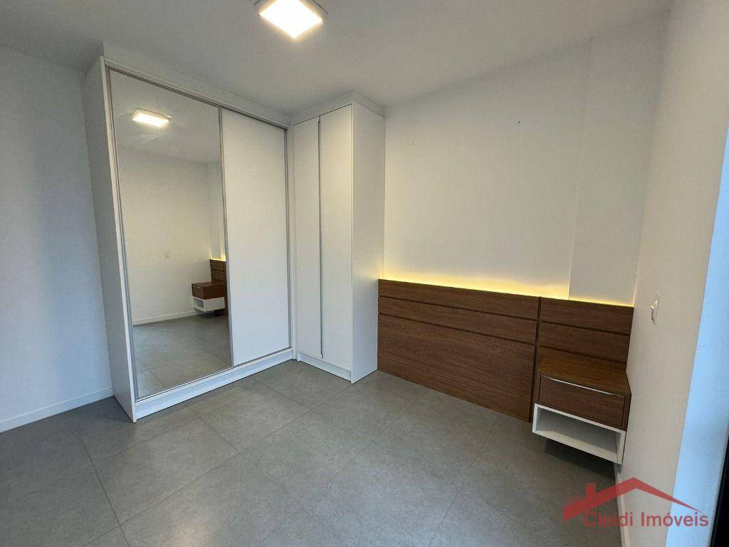 Apartamento à venda com 2 quartos, 79m² - Foto 14