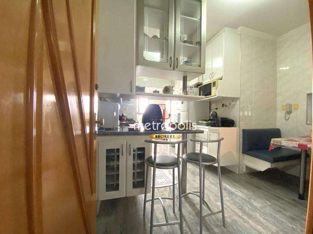 Apartamento à venda com 3 quartos, 107m² - Foto 4