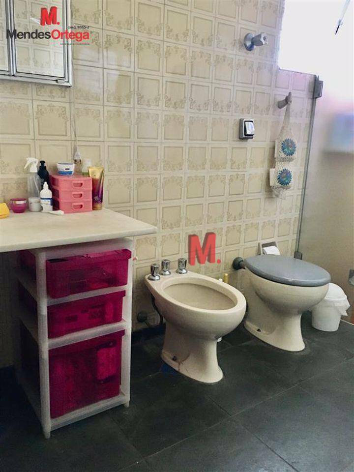Casa à venda com 3 quartos, 230m² - Foto 17