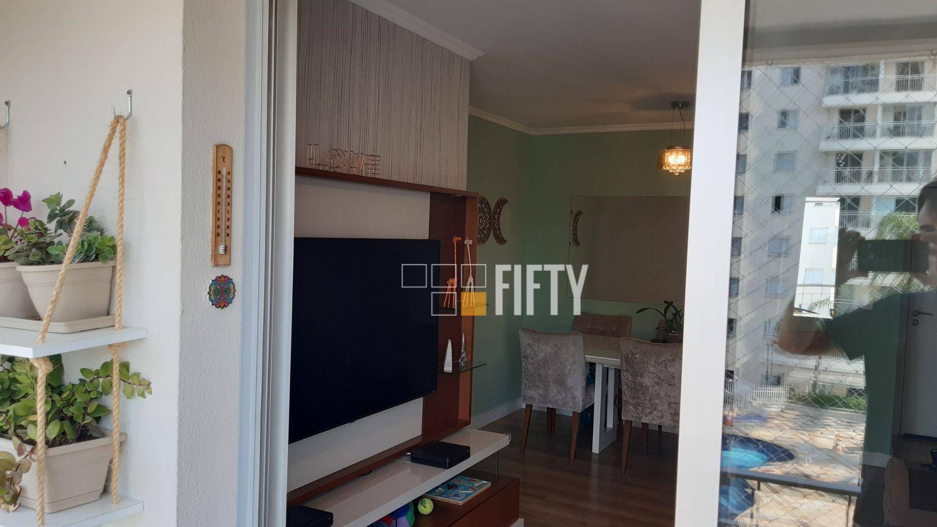 Apartamento à venda com 3 quartos, 75m² - Foto 3