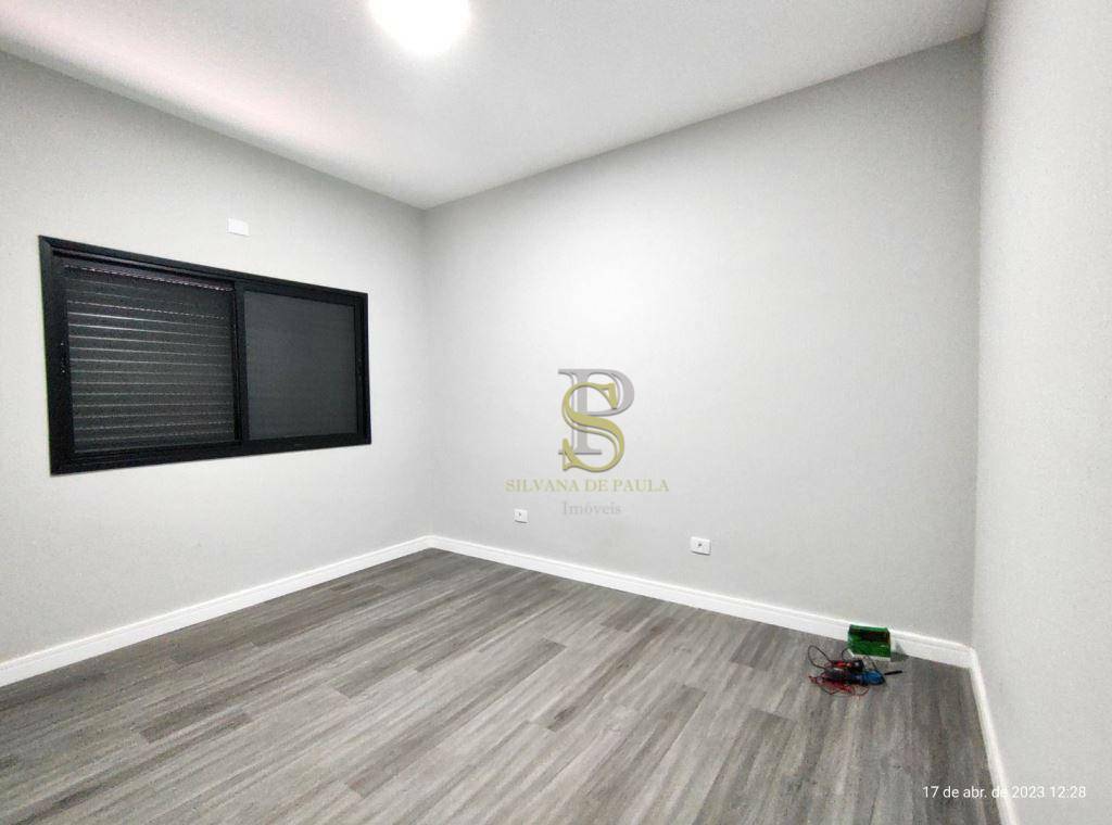 Casa à venda com 3 quartos, 230m² - Foto 20