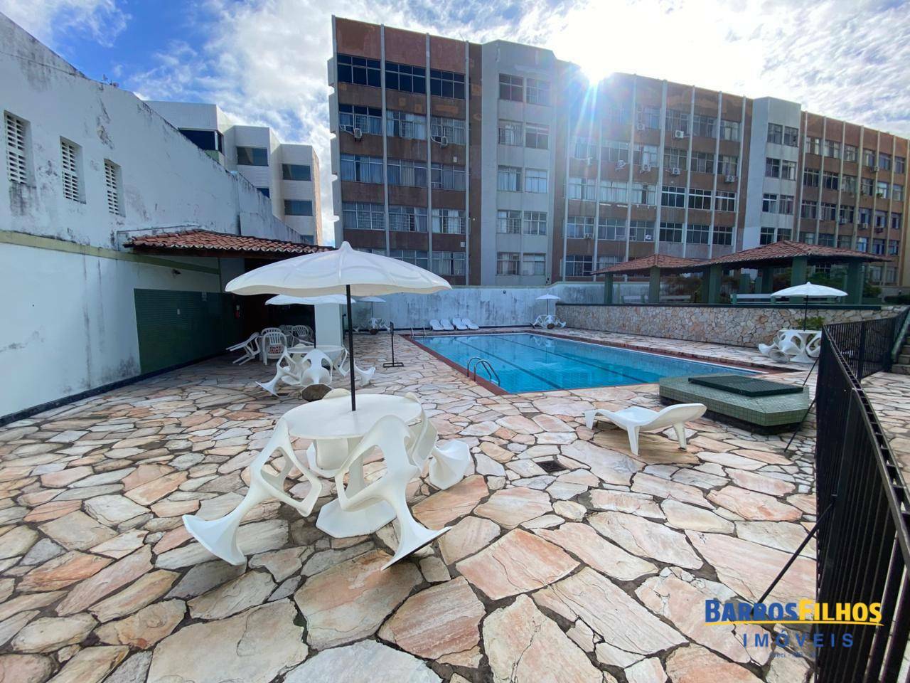 Apartamento para alugar com 3 quartos, 212m² - Foto 26