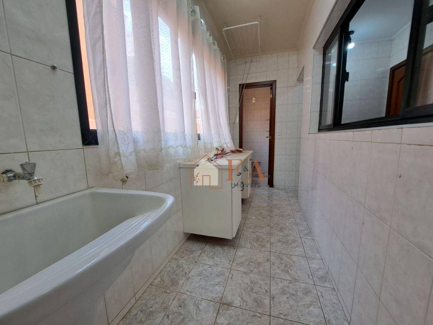 Apartamento à venda com 3 quartos, 115m² - Foto 7