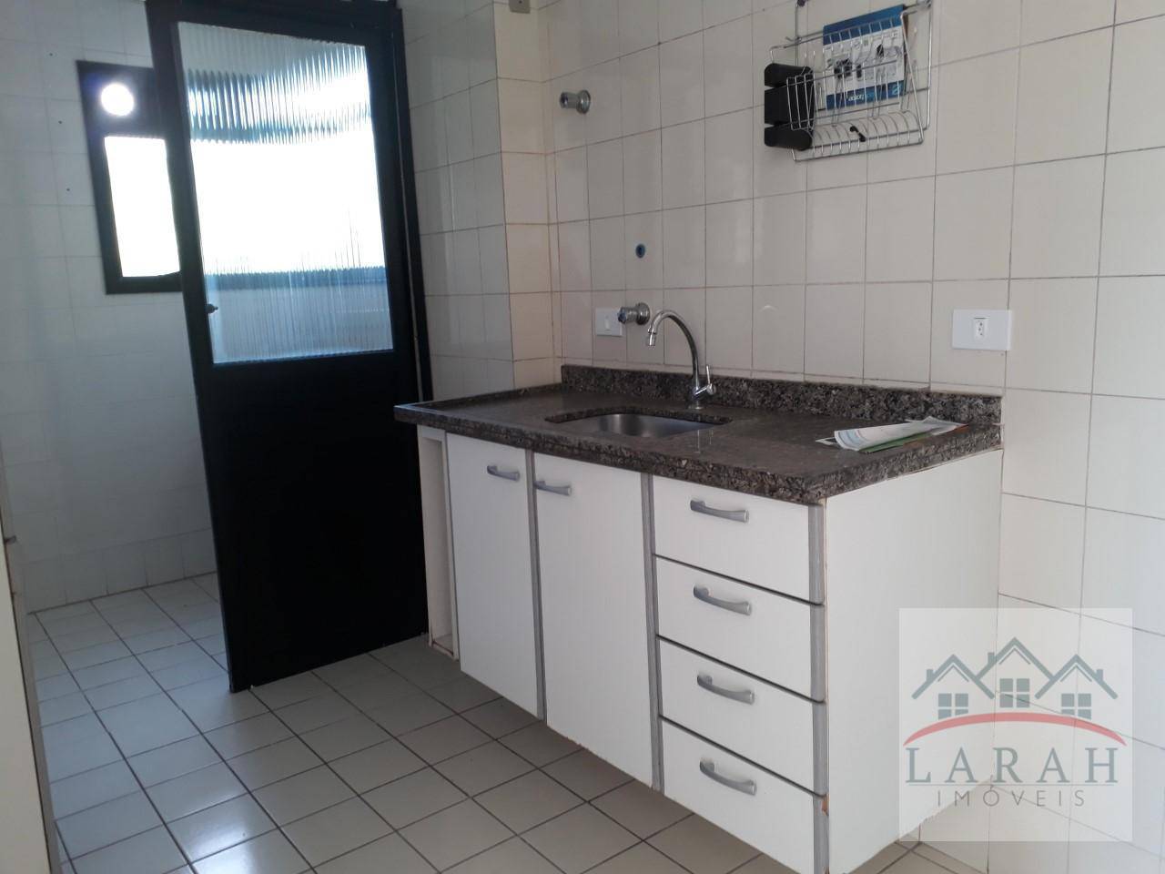 Apartamento à venda com 3 quartos, 75m² - Foto 15