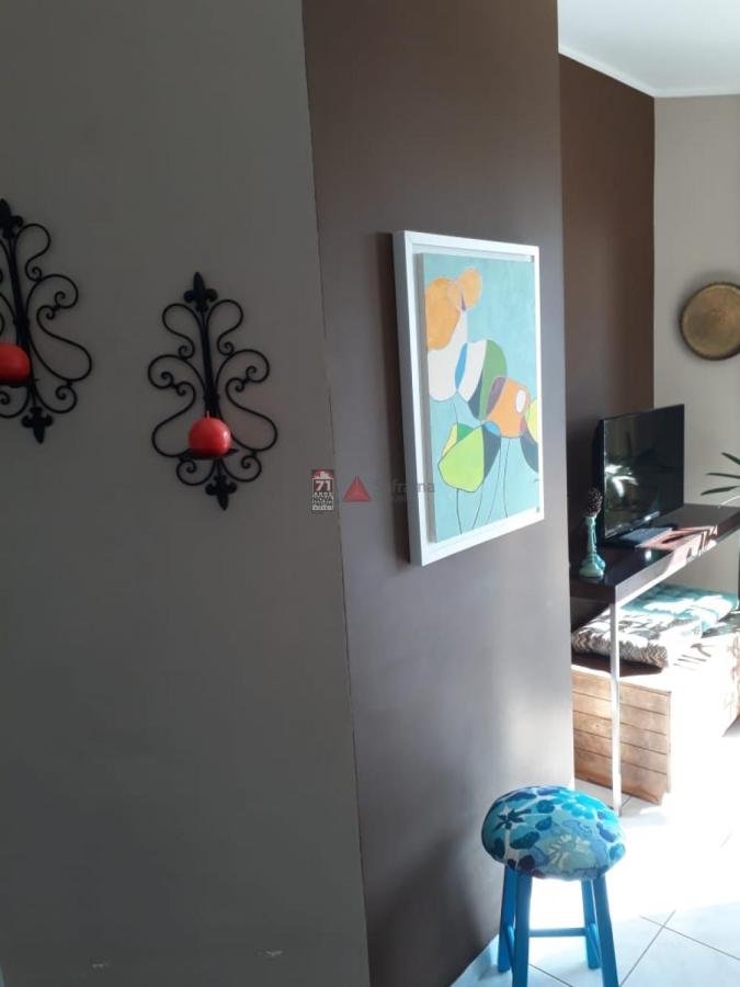 Apartamento à venda com 2 quartos, 77m² - Foto 9