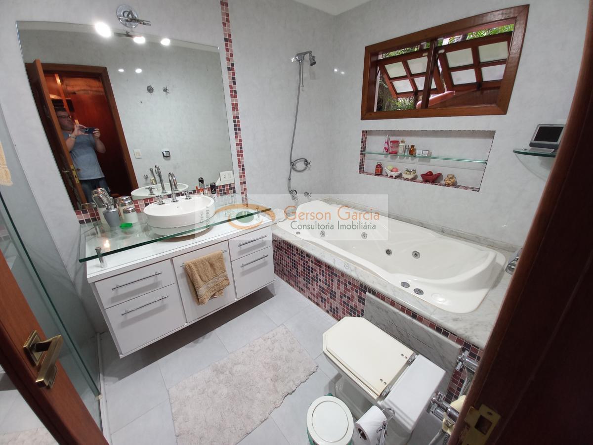Casa à venda com 3 quartos, 370m² - Foto 24
